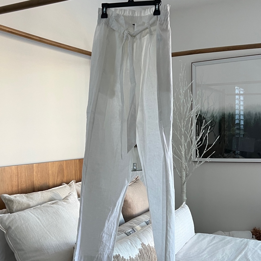 Saks Fifth Avenue White Women's Chinos NEW! W/O Tags